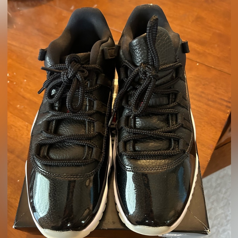 Nike AirJordan 11 Retro Low